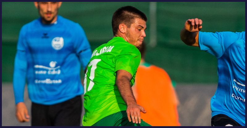 Jaka Corn se je v Avstriji podpisal pod spektakularni zadetek: Bivši up ljubljanske Olimpij zadel s strelom čez pol igrišča! (VIDEO)