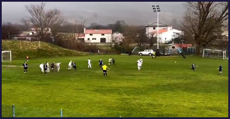 Mojstrovina z nižjeligaških zelenic: Amar Muratović se je na Primorskem podpisal pod izjemen gol iz prostega strela (VIDEO)