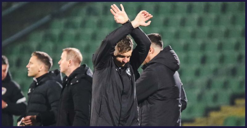 Simon Rožman med čakanjem na kazen na veličasten način prekinil črn niz: Sarajevo razbilo GOŠK, varovanci Slovenca slavili kar s 4:0