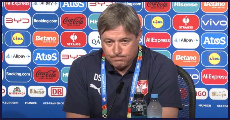 Pred tekmo s Slovenijo bizarno prvo vprašanje za Dragana Stojkovića: “Kdo bo streljal enajstmetrovko, če jo bo Srbija dobila?!”