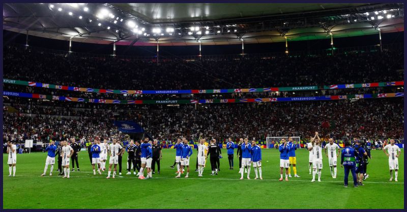 Kako so igrali v Frankfurtu: Jan Oblak je bil najboljši nogometaš tekme, še najslabše ocenjena oba Slovenca na krilnih položajih