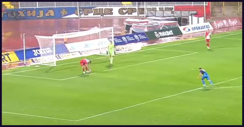 Eden najbolj bizarnih penalov v zgodovini: Branilec Vojvodine storil neverjetno neumnost, rešil ga je bivši član Olimpije (VIDEO)