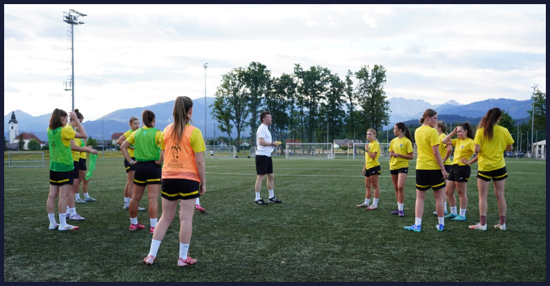 FOTO & VIDEO: Članica ŽNK Radomlje zagnano v priprave na sezono 2025/26, v kateri bodo rumeno-črne spet ciljale visoko