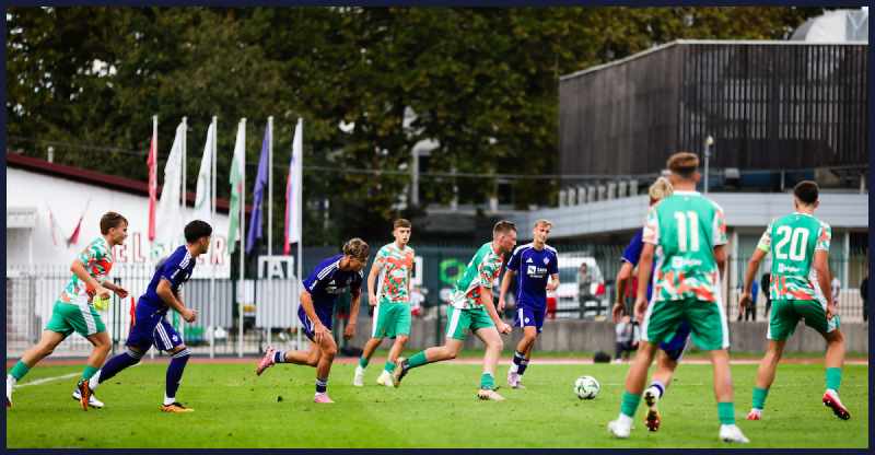 Bi moral biti zmagoviti gol razveljavljen? Nogometna javnost zelo deljenega mnenja glede U19-derbija med Olimpijo in Mariborom