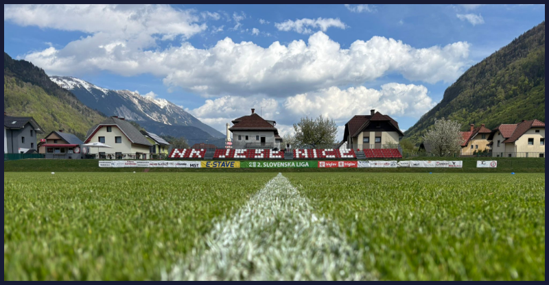 Jesenice, igrišče